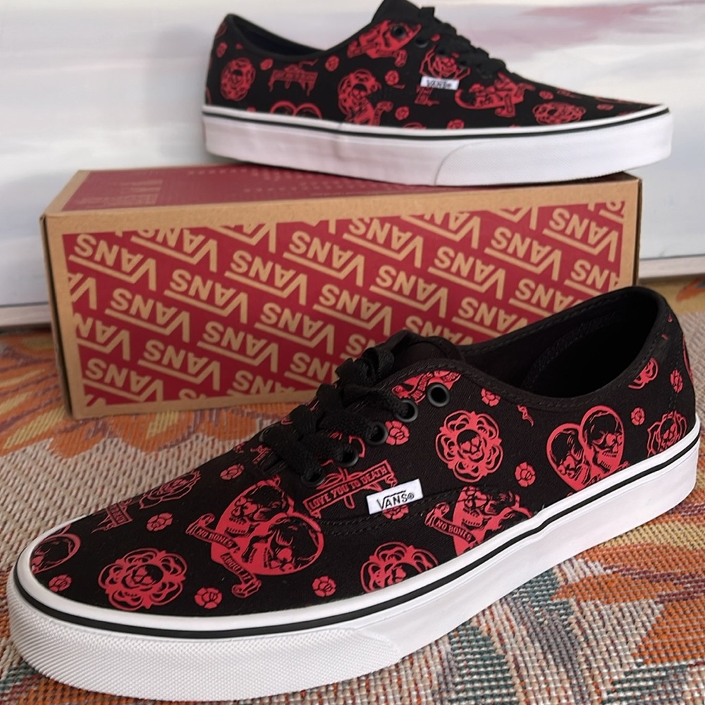 Vans Men’s Authentic Love You To Death 

Sneakers - Picture 2 of 16